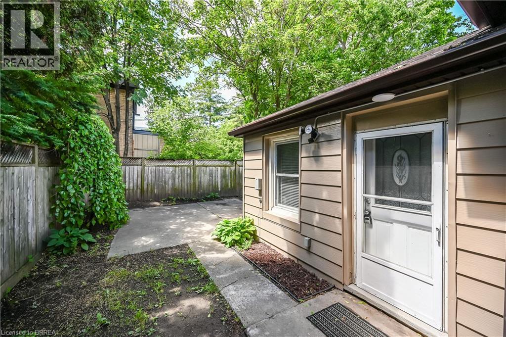 6 Duke Street, Brantford, Ontario  N3T 3T3 - Photo 35 - 40839426