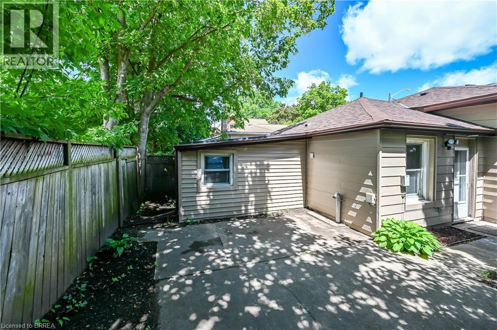 6 Duke Street, Brantford, Ontario  N3T 3T3 - Photo 37 - 40839426