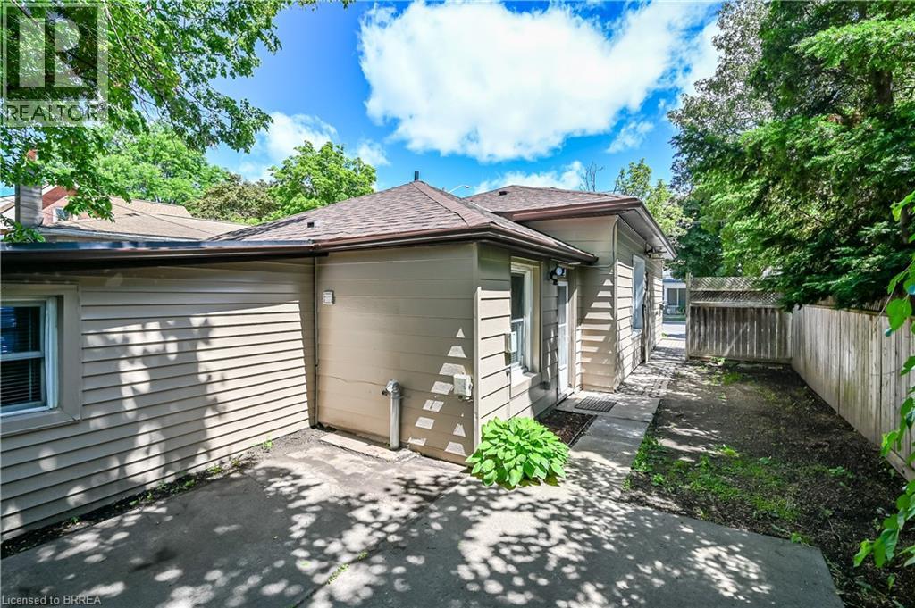 6 Duke Street, Brantford, Ontario  N3T 3T3 - Photo 38 - 40839426