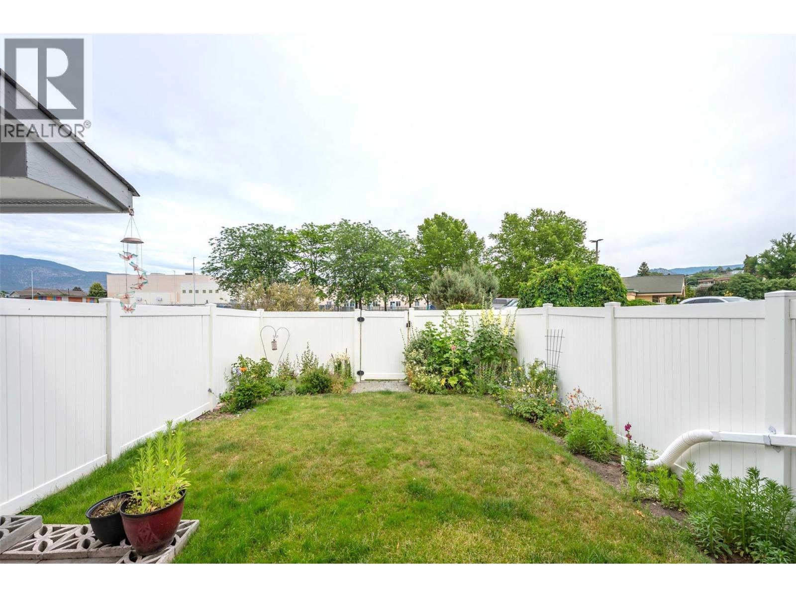 Listing image 27