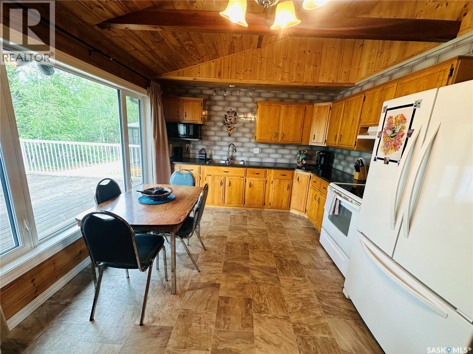 304 Pine Drive, Tobin Lake, Saskatchewan S0E 1E0 - Photo 12 - SK039751
