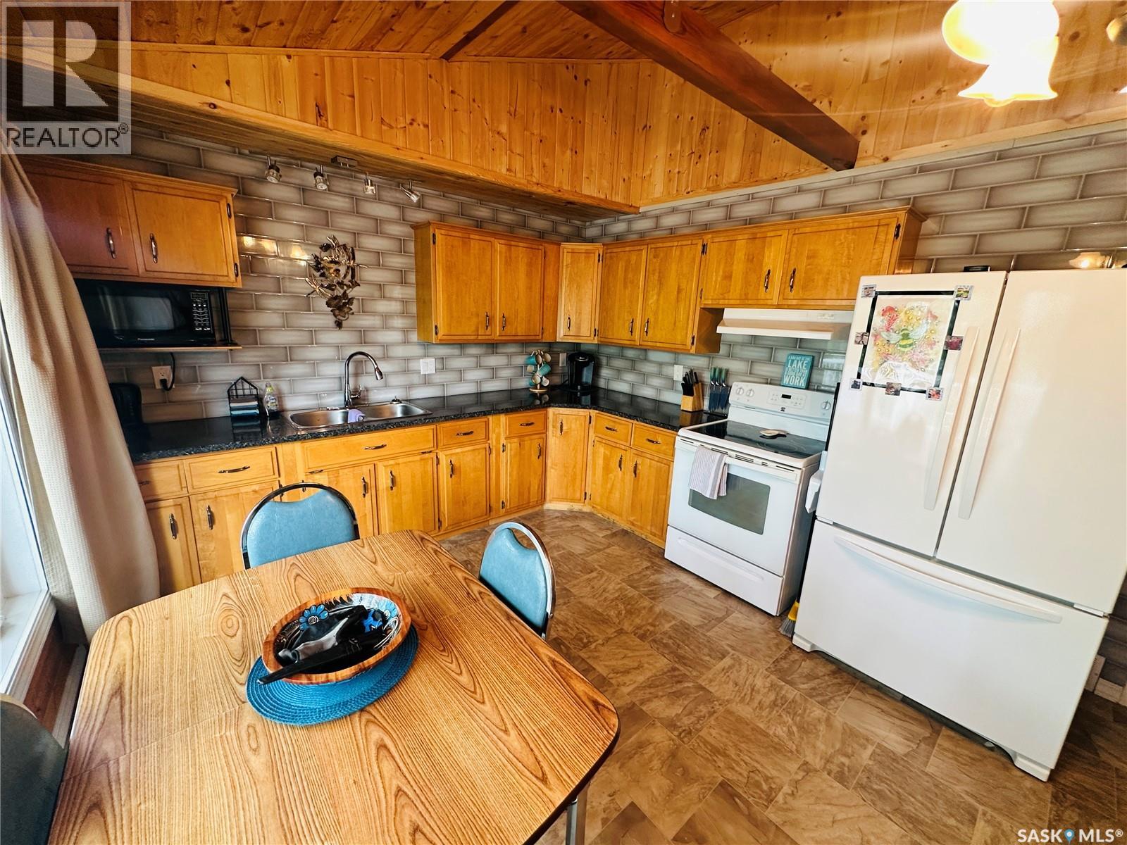 304 Pine Drive, Tobin Lake, Saskatchewan S0E 1E0 - Photo 13 - SK039751