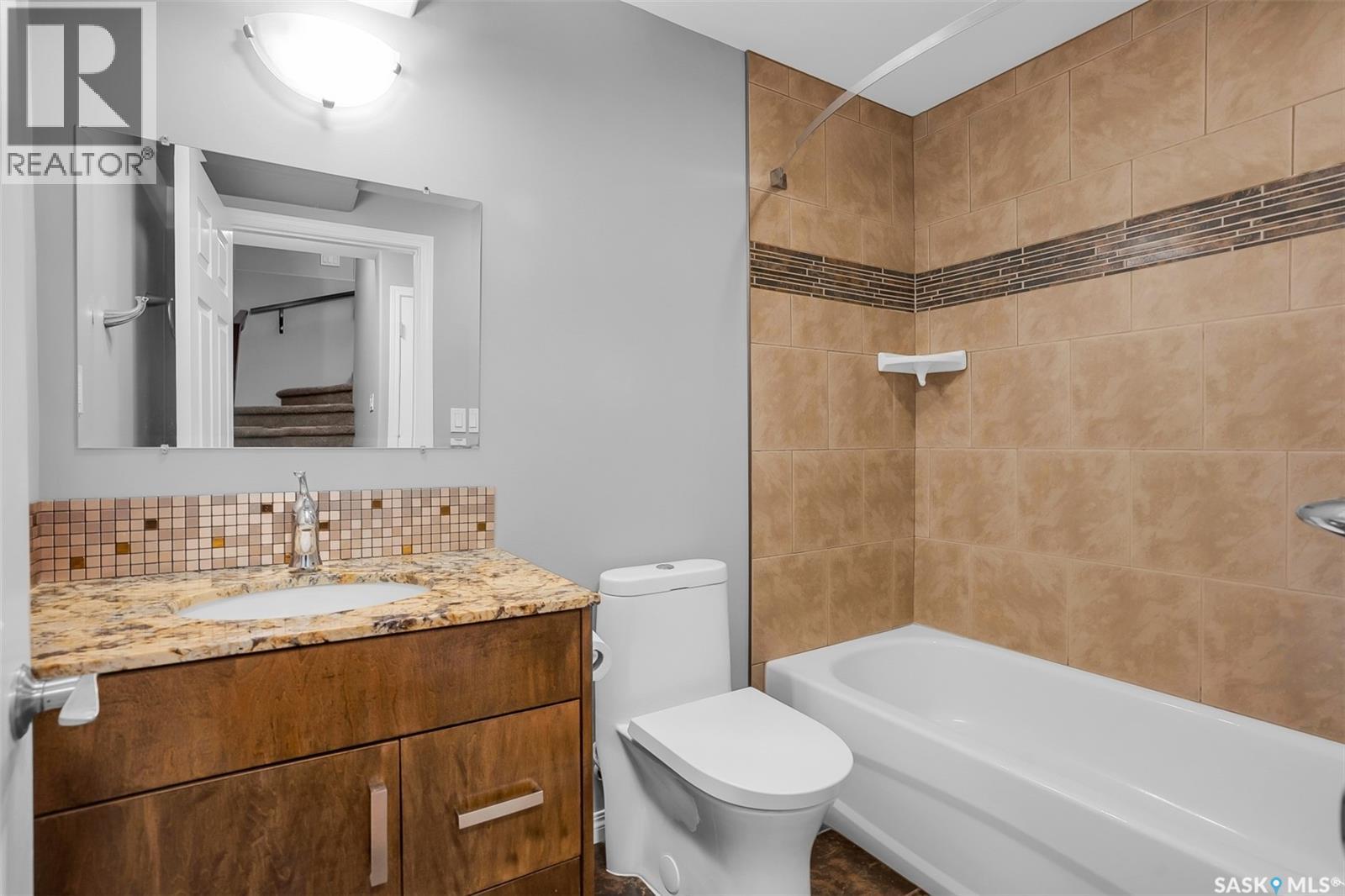643 Hampton Circle, Saskatoon, Saskatchewan  S7R 0K1 - Photo 31 - SK039750
