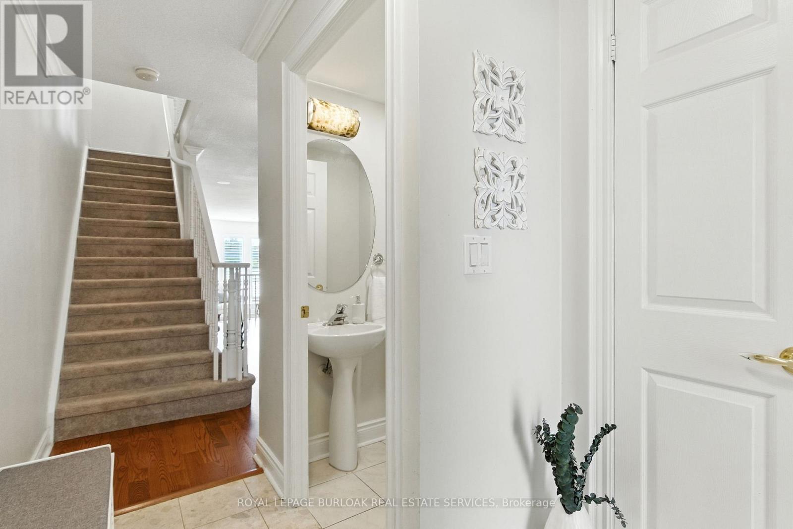 7 - 442 Maple Avenue, Burlington, Ontario  L7S 2L7 - Photo 4 - W13457098