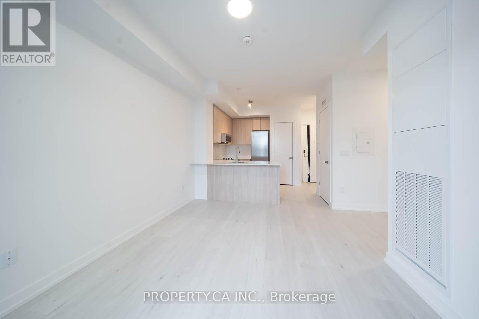220 - 2501 Saw Whet Boulevard, Oakville, Ontario L6M 5N2 - Photo 3 - W13457146