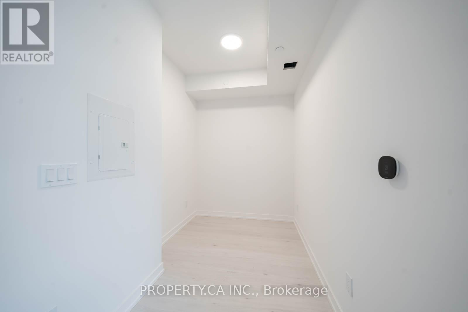 220 - 2501 Saw Whet Boulevard, Oakville, Ontario L6M 5N2 - Photo 7 - W13457146