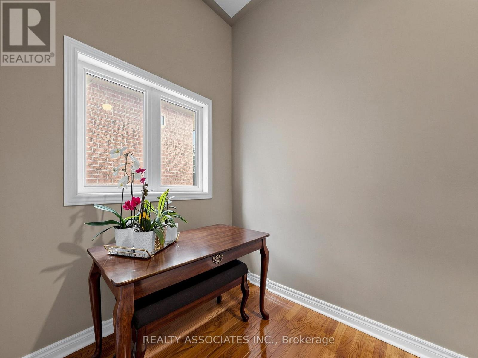44 Shining Willow Crescent, Brampton, Ontario  L6P 2A2 - Photo 19 - W13457216