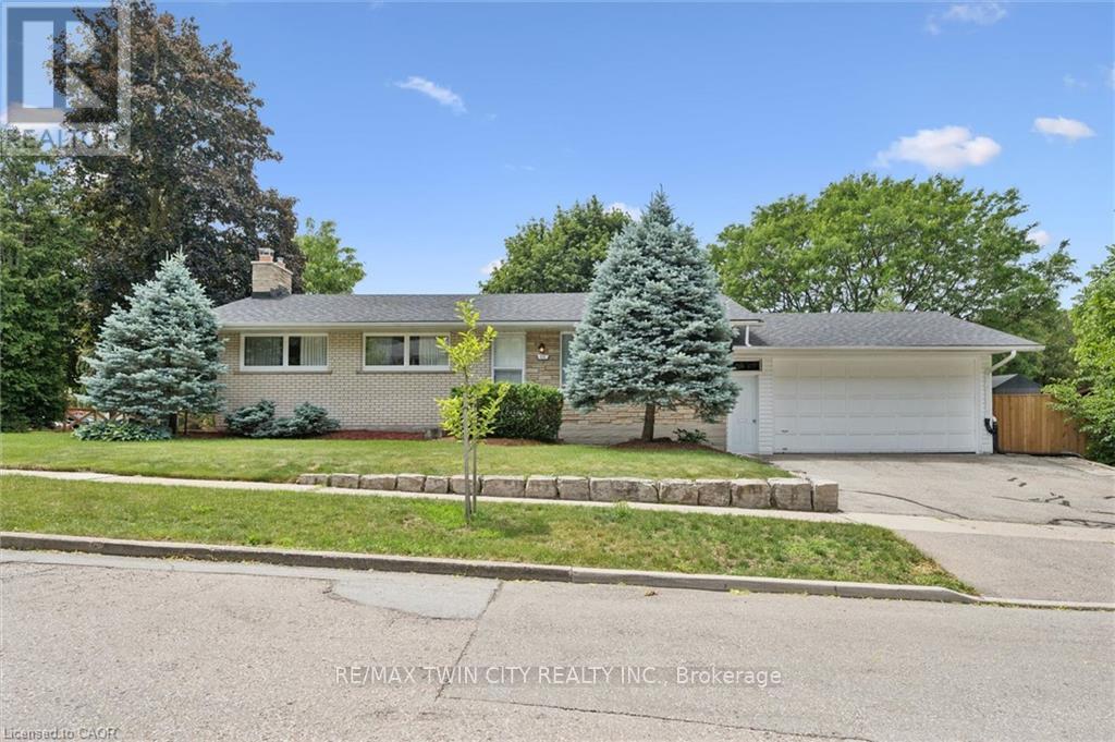 221 Willowdale Avenue, Waterloo, Ontario N2J 3M3 - Photo 2 - X13457062