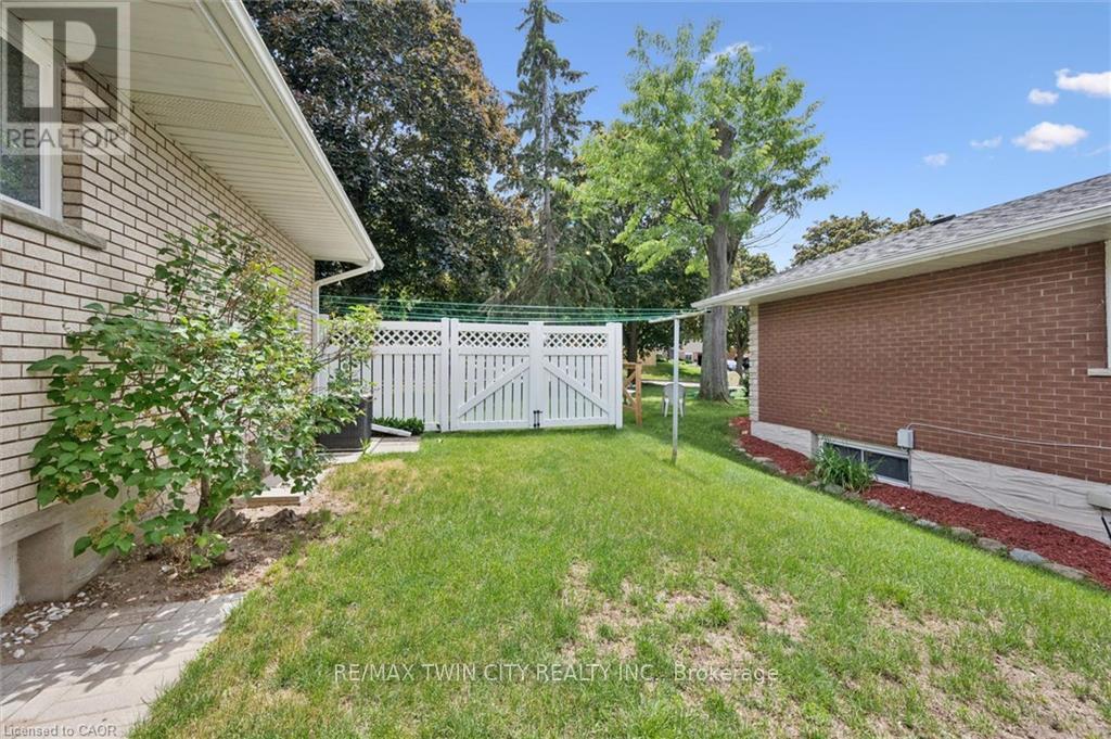 221 Willowdale Avenue, Waterloo, Ontario N2J 3M3 - Photo 28 - X13457062