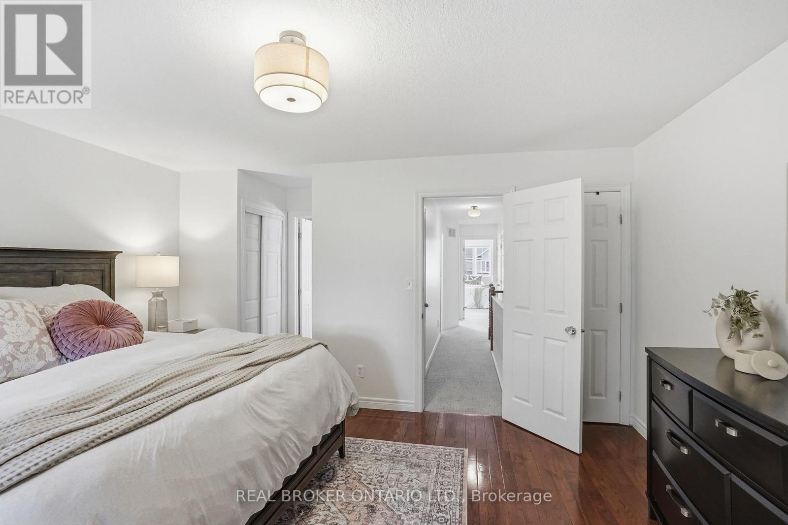 29 Sunnycroft Court, Hamilton, Ontario  L8B 0L3 - Photo 18 - X13457120
