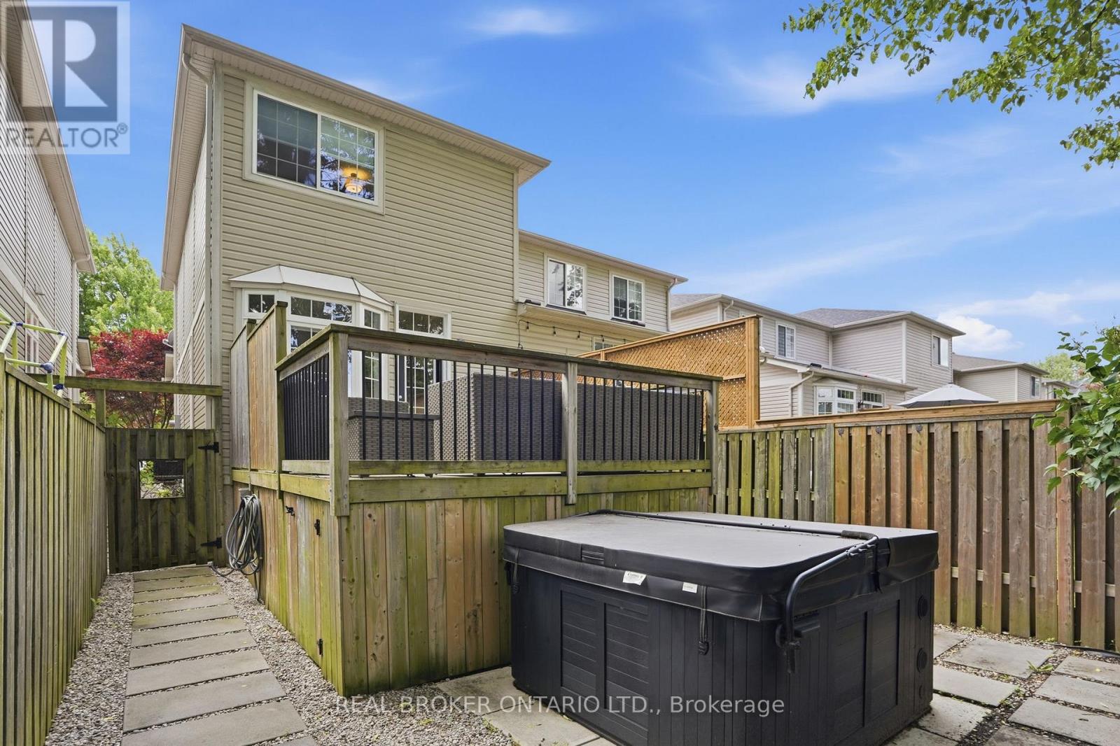 29 Sunnycroft Court, Hamilton, Ontario  L8B 0L3 - Photo 43 - X13457120