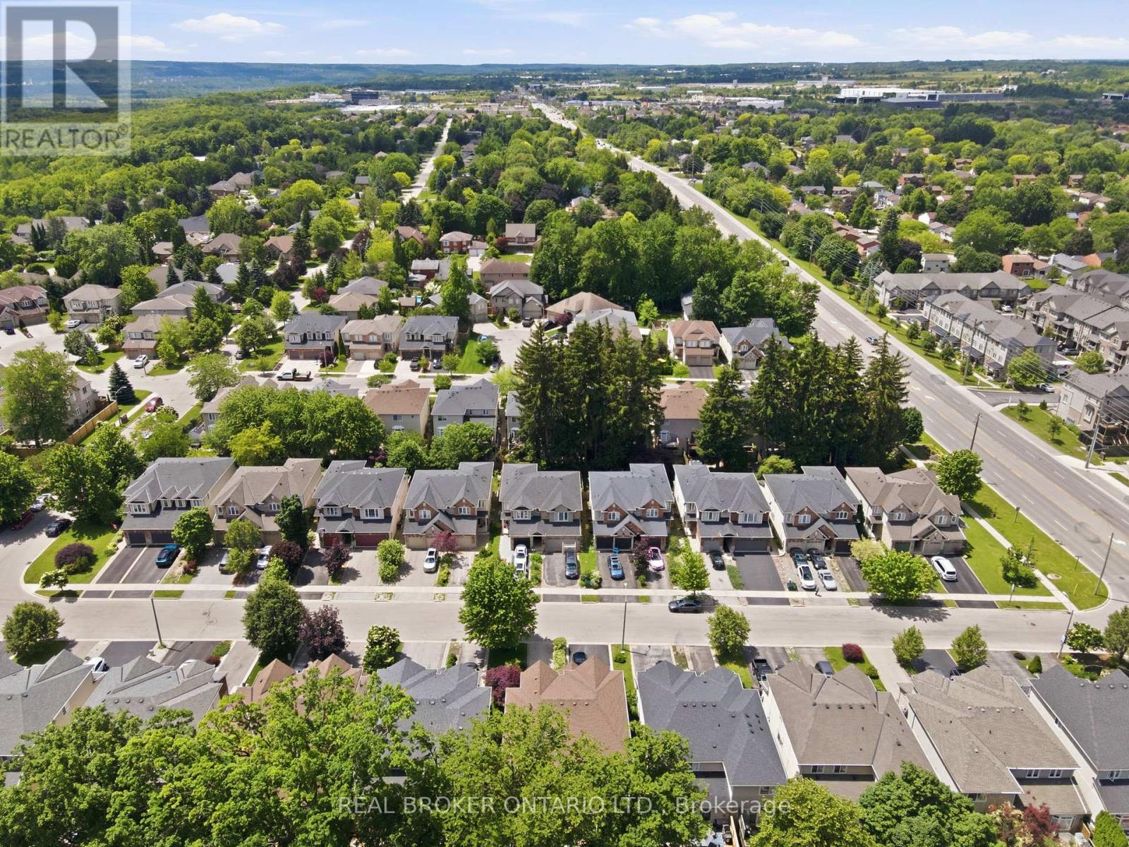 29 Sunnycroft Court, Hamilton, Ontario  L8B 0L3 - Photo 48 - X13457120
