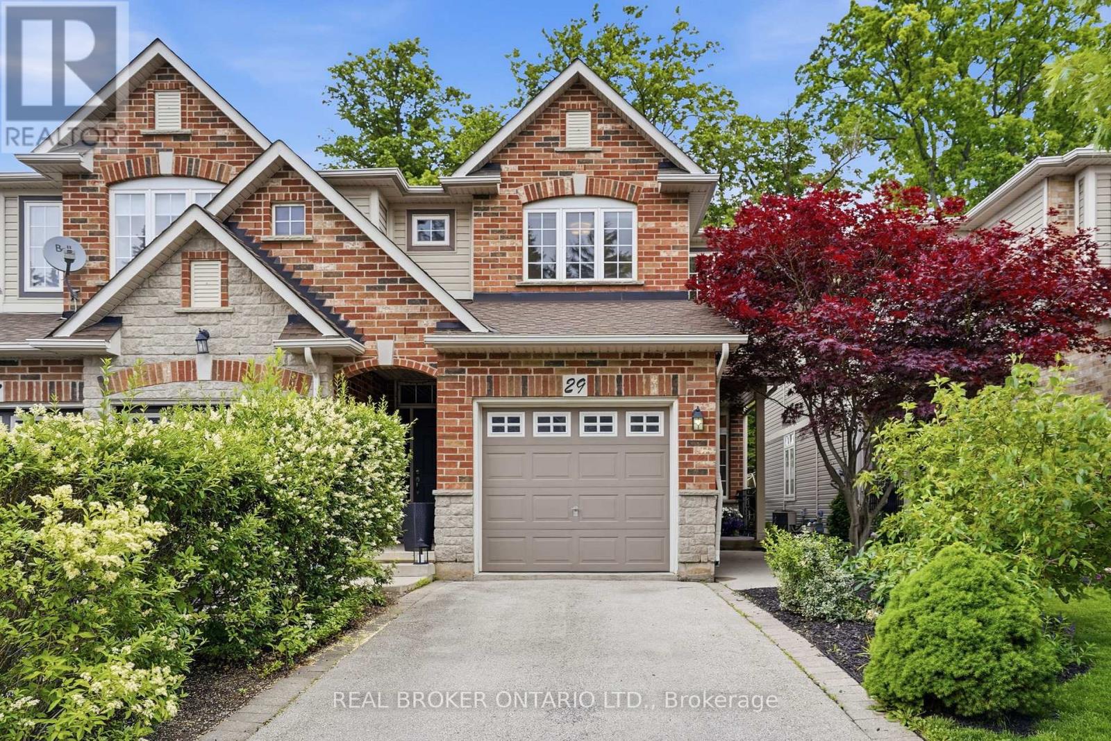 29 Sunnycroft Court, Hamilton, Ontario  L8B 0L3 - Photo 50 - X13457120