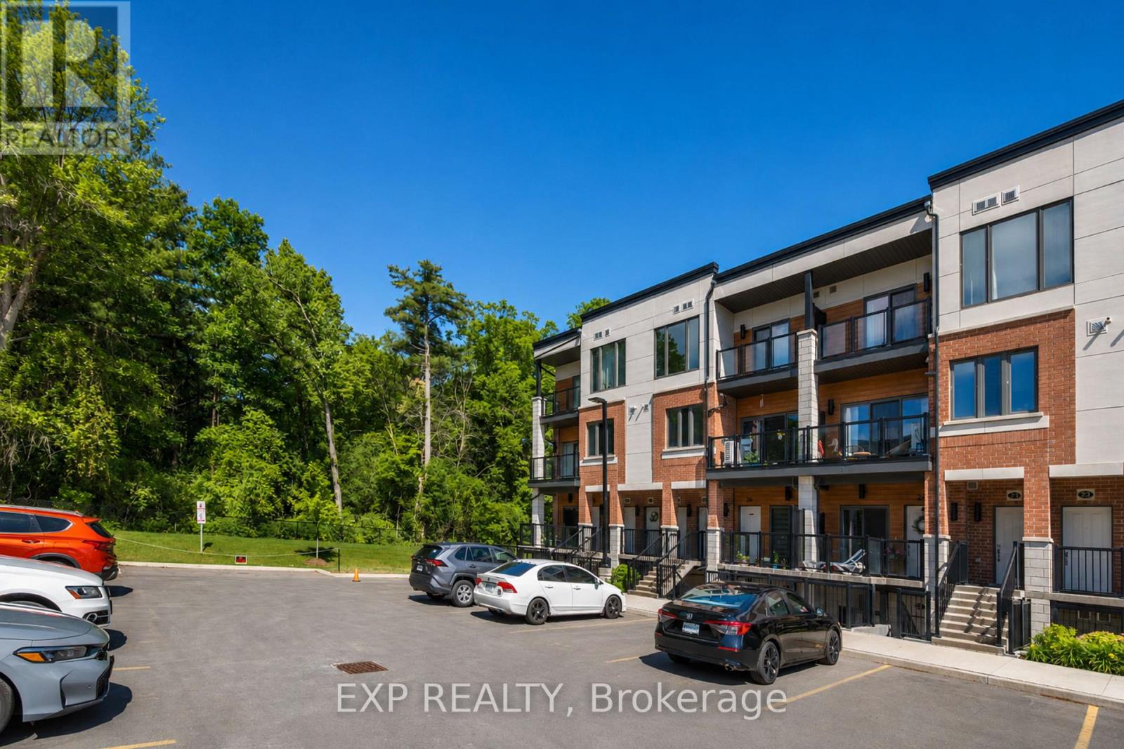 23 - 25 Isherwood Avenue, Cambridge, Ontario  N1R 0E2 - Photo 2 - X13457224