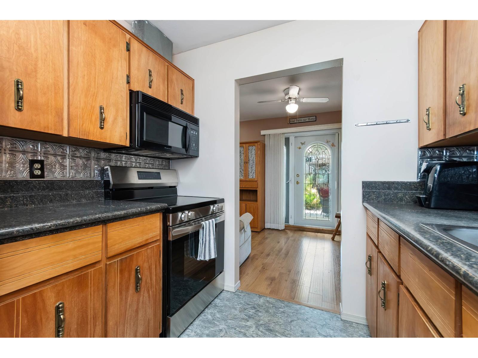 Listing image 15