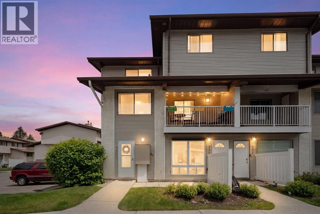 511, 200 Brookpark Drive Sw, Calgary, Alberta  T2W 3E5 - Photo 1 - A2320381