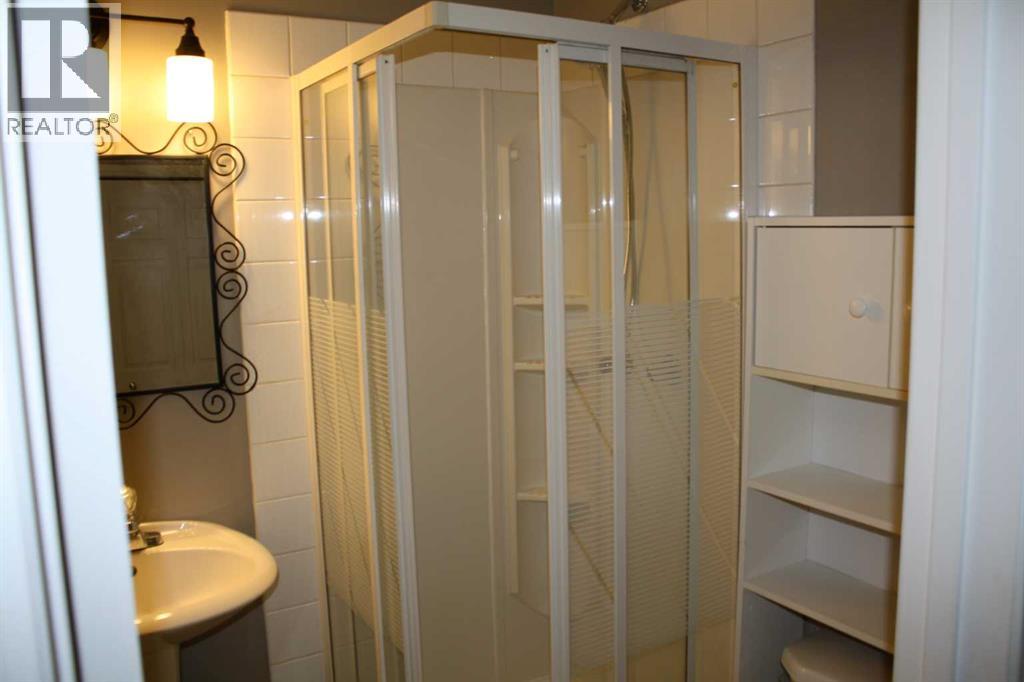 2114 22 Street, Nanton, Alberta  T0L 1R0 - Photo 32 - A2321063