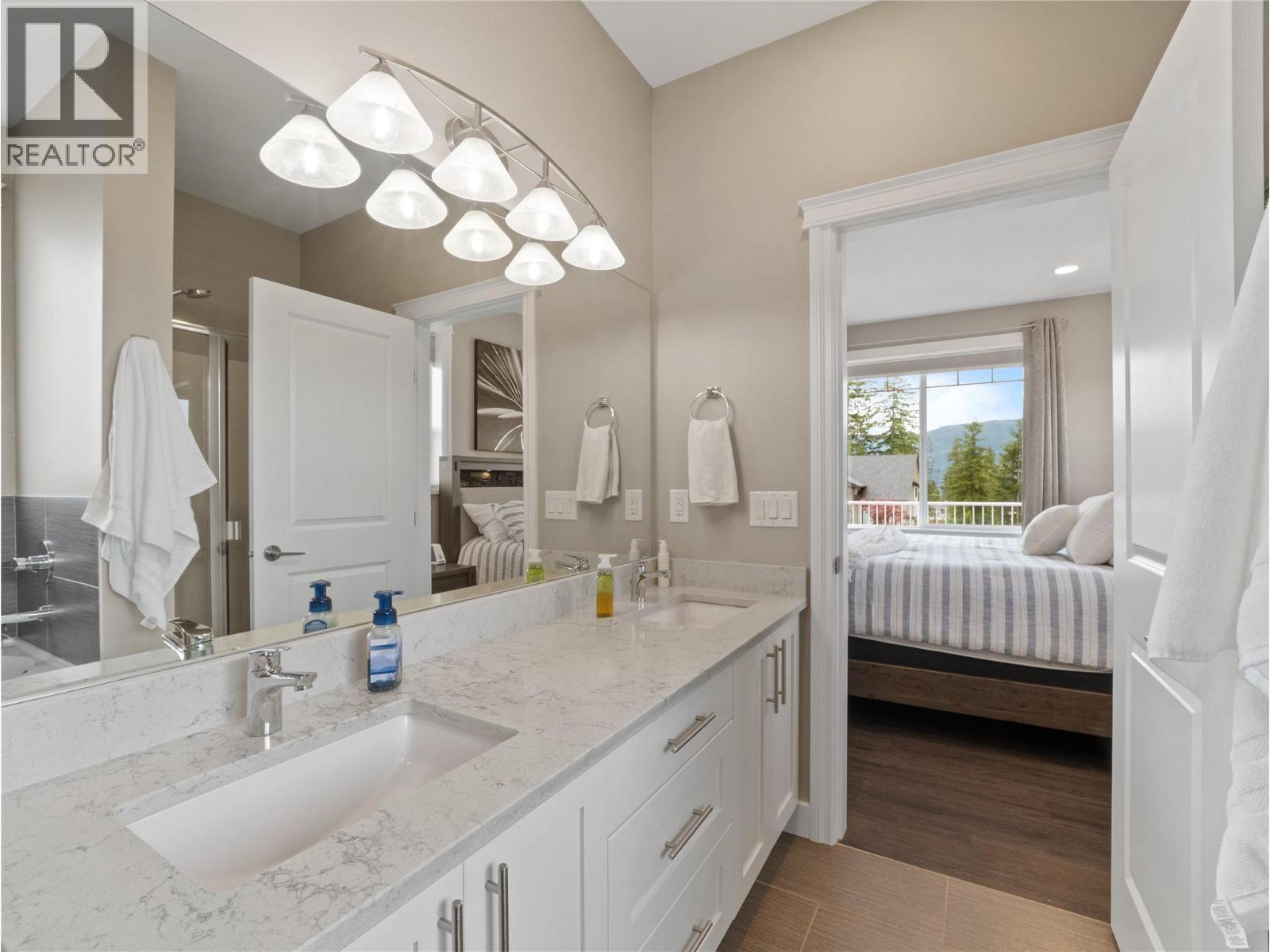 1280 23 Street SE, Salmon Arm, British Columbia  V1E 0C7 - Photo 27 - 10391244