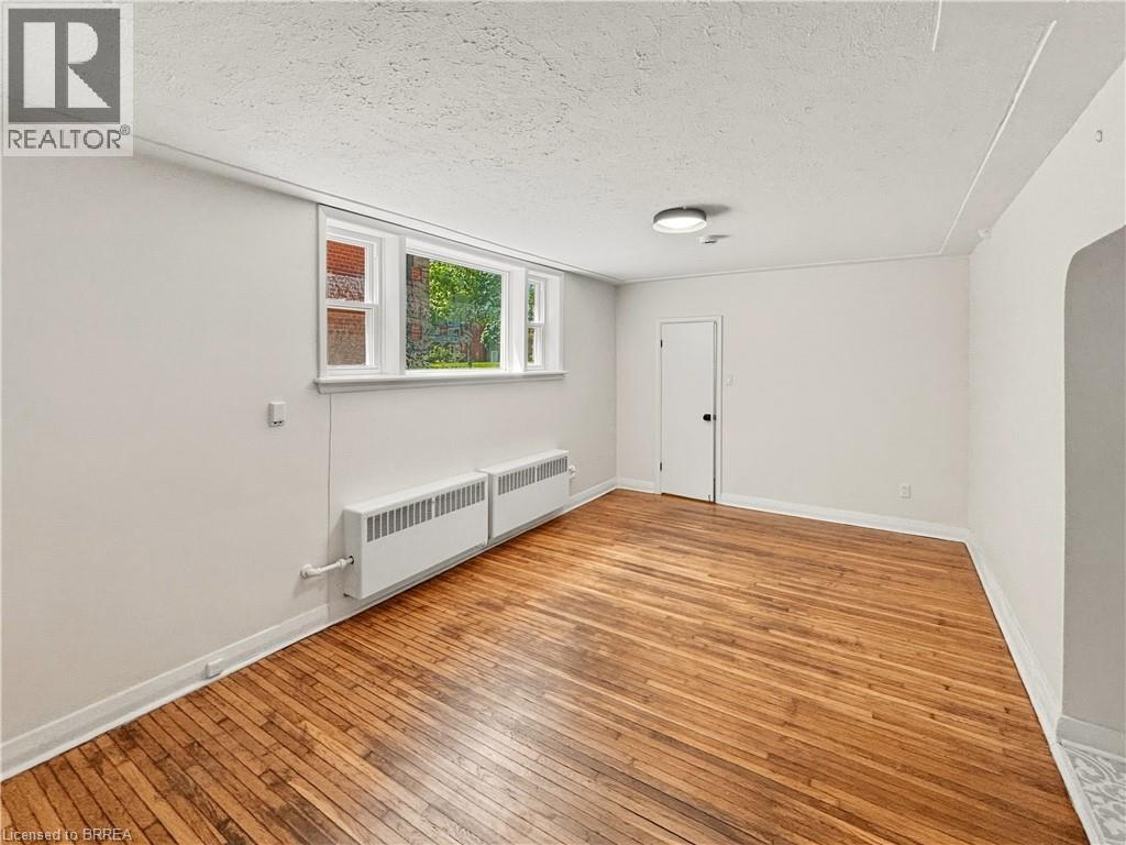 11 SHERIDAN Street Unit# 1, Brantford, Ontario