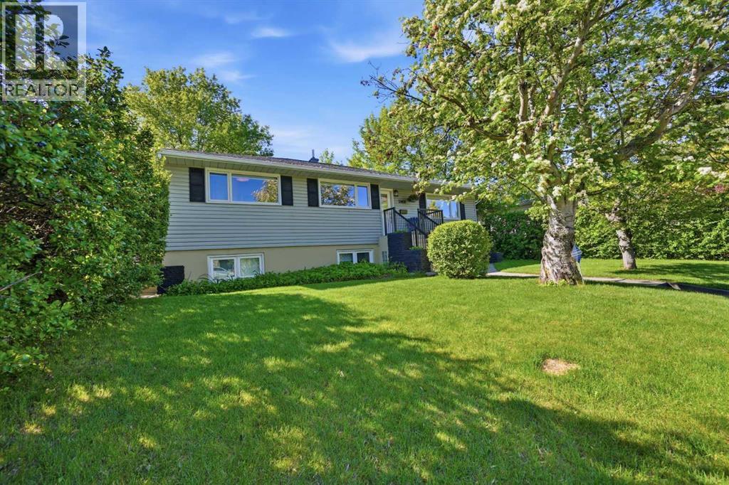 2408 Richmond Road Sw, Calgary, Alberta  t2t 5e4 - Photo 2 - A2321898