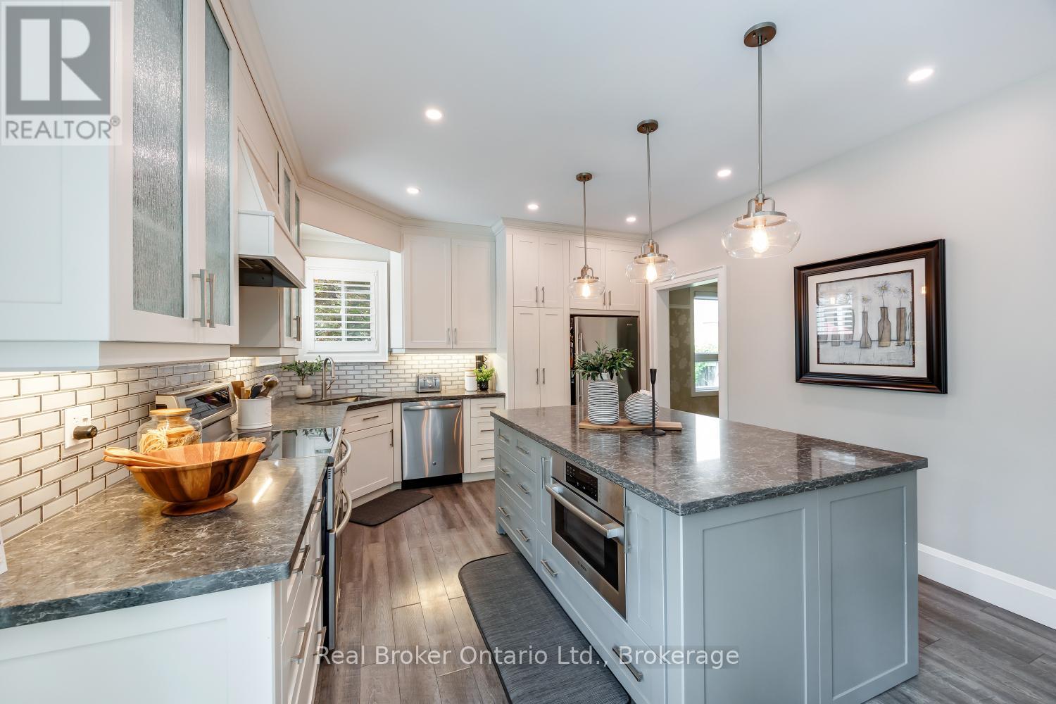 52 Brough Court, Clarington, Ontario  L1C 0B7 - Photo 16 - E13457286