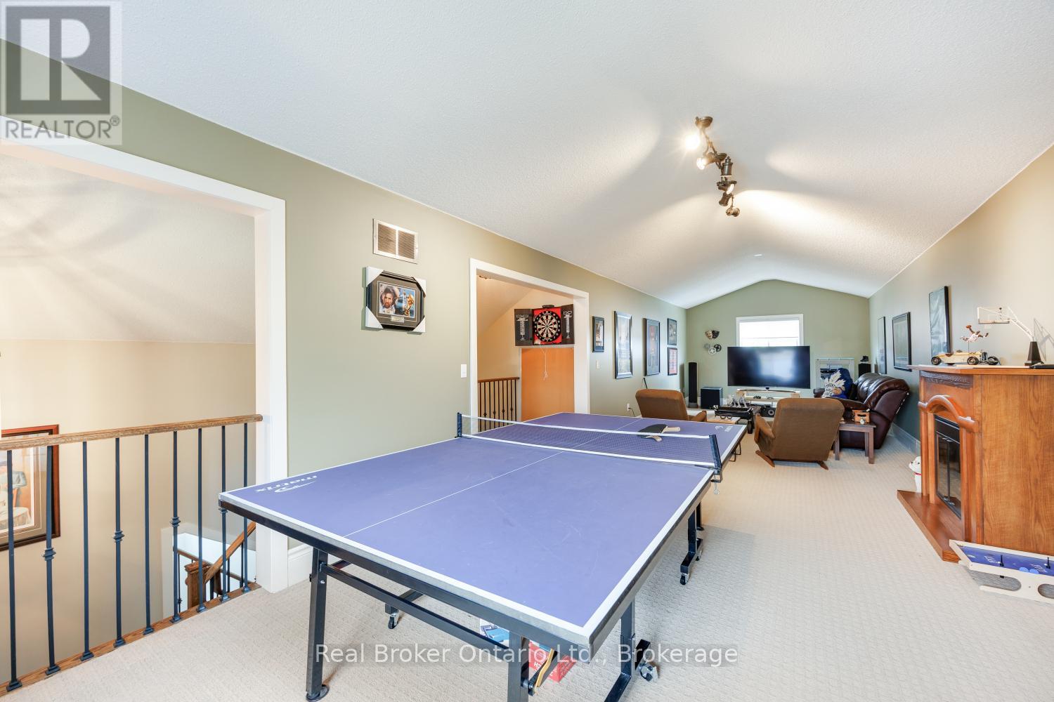 52 Brough Court, Clarington, Ontario  L1C 0B7 - Photo 33 - E13457286