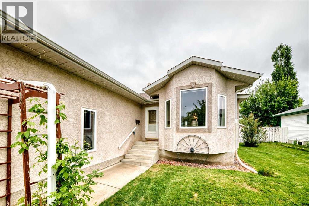 5910 60 Ave, Ponoka, Alberta  T4J 1T7 - Photo 4 - A2318131