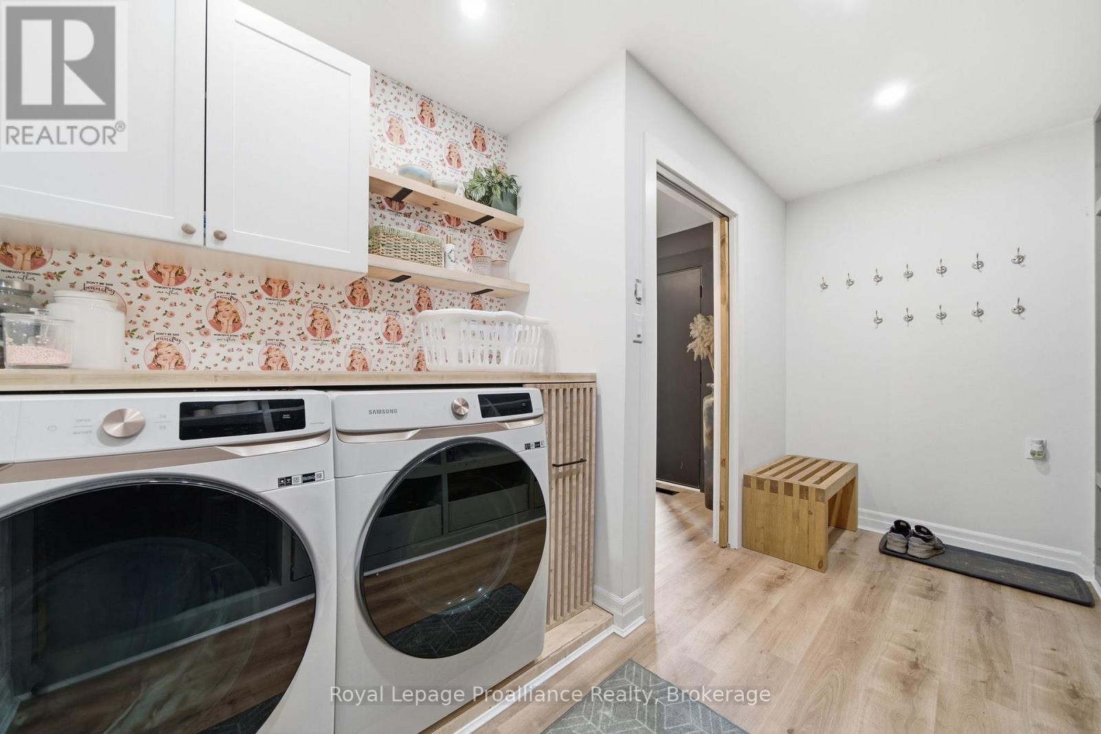 1353 Wallbridge Loyalist Road, Quinte West, Ontario  K8N 4Z5 - Photo 10 - X13457504