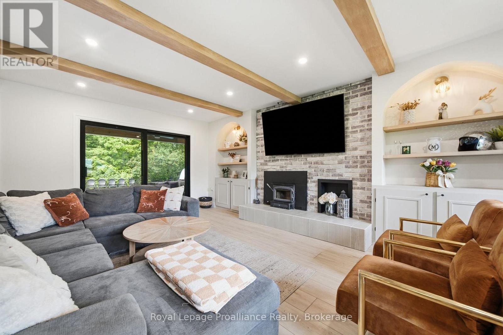 1353 Wallbridge Loyalist Road, Quinte West, Ontario  K8N 4Z5 - Photo 13 - X13457504
