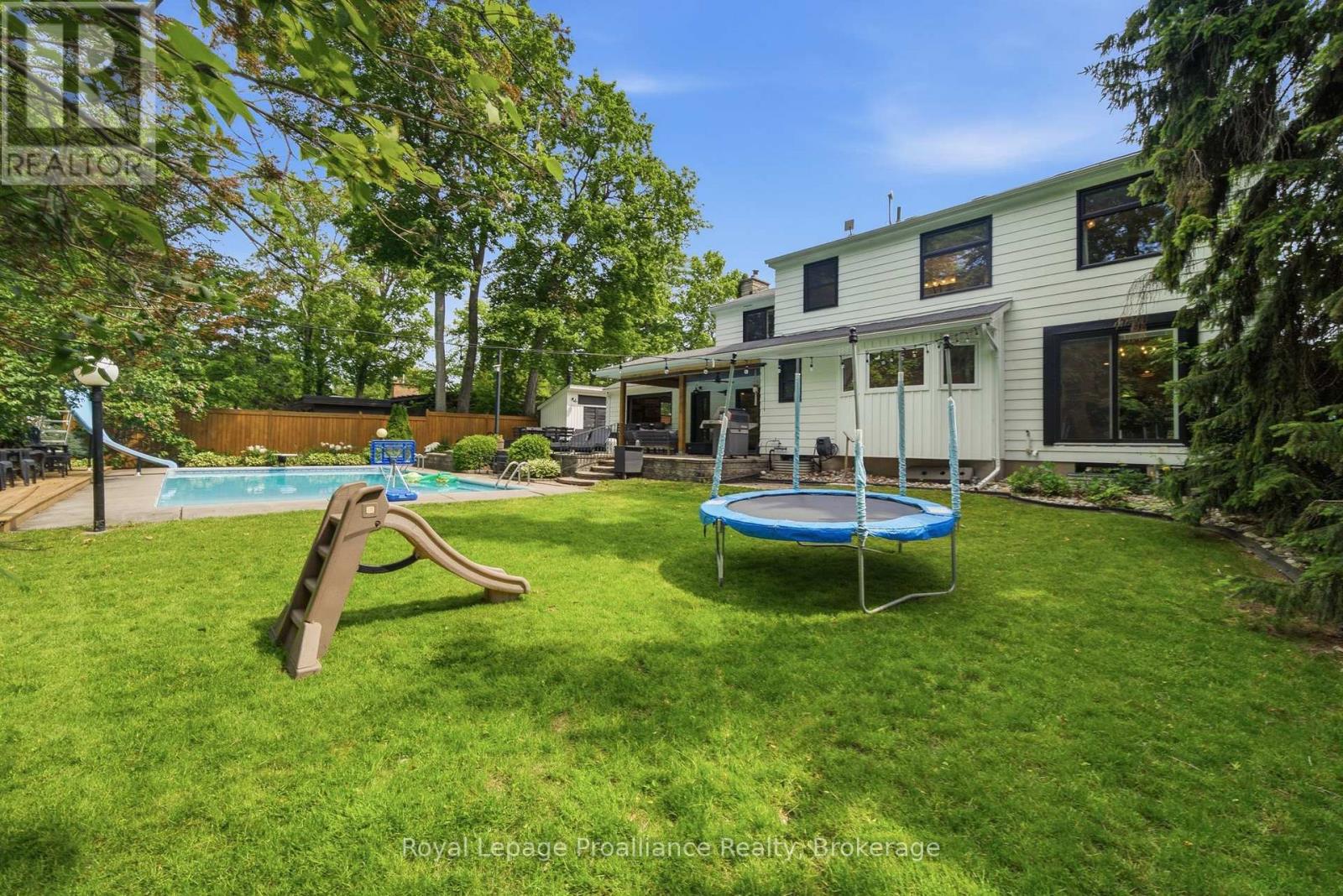 1353 Wallbridge Loyalist Road, Quinte West, Ontario  K8N 4Z5 - Photo 46 - X13457504