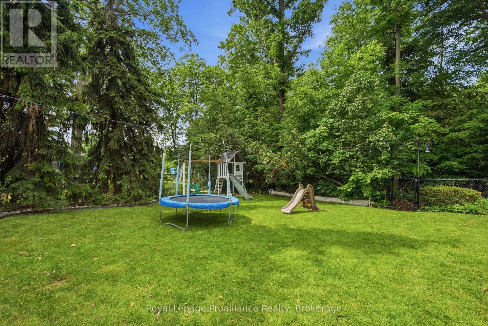 1353 Wallbridge Loyalist Road, Quinte West, Ontario  K8N 4Z5 - Photo 47 - X13457504