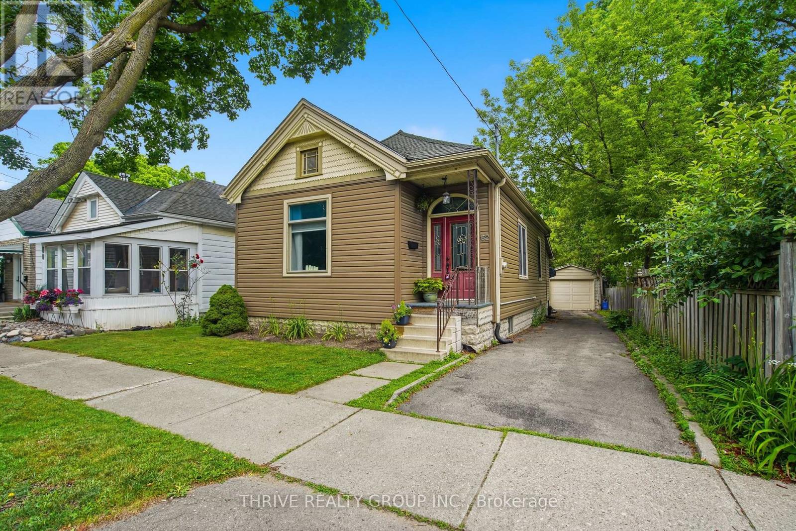 62 TECUMSEH AVENUE E, London South, Ontario