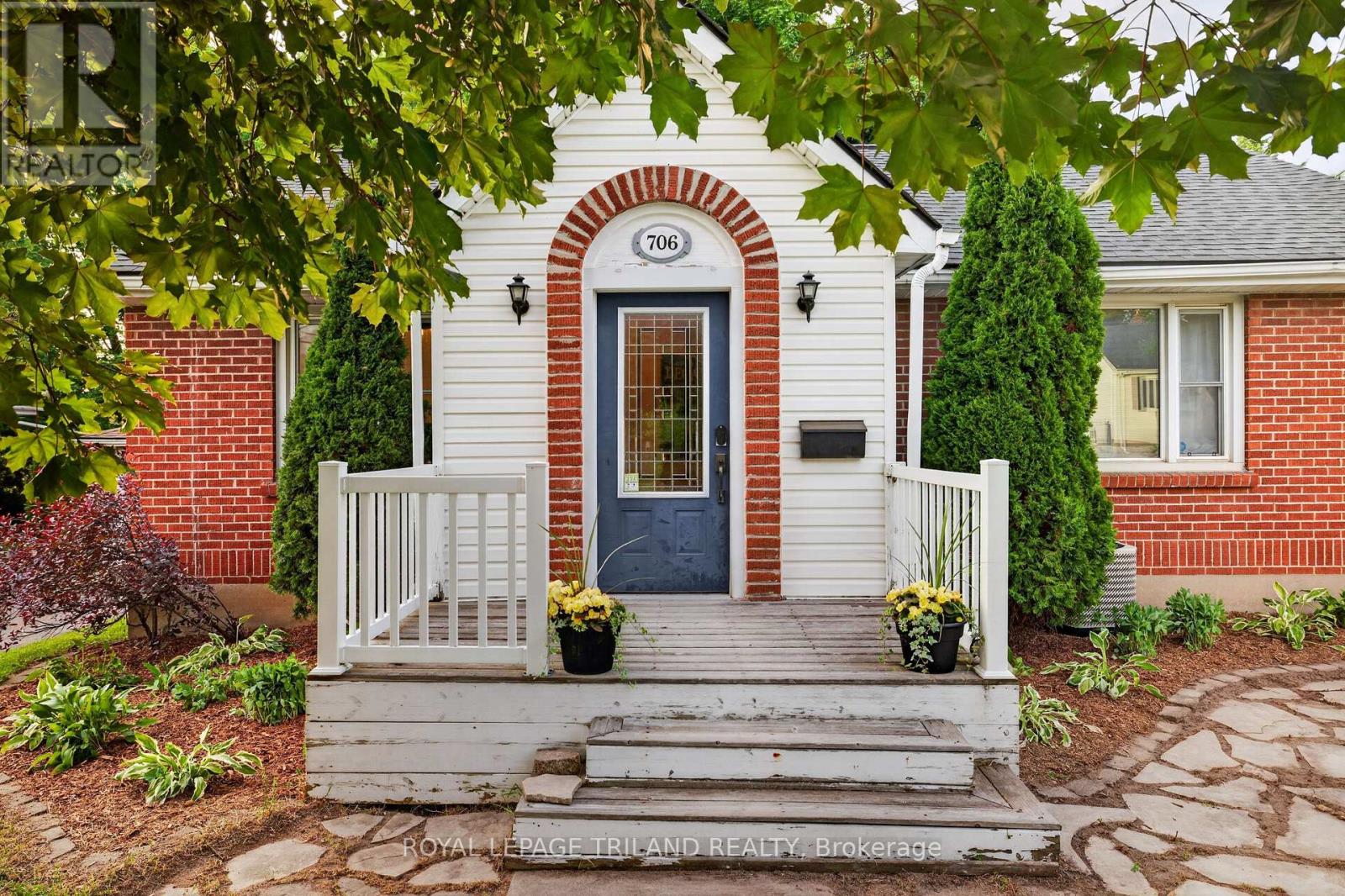 706 Victoria Street, London East, Ontario  N5Y 4C4 - Photo 2 - X13457532