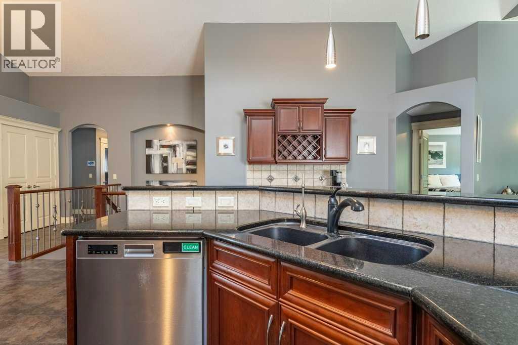 123 Valley Creek Road NW, Calgary, Alberta  T3B 5W7 - Photo 12 - A2319094