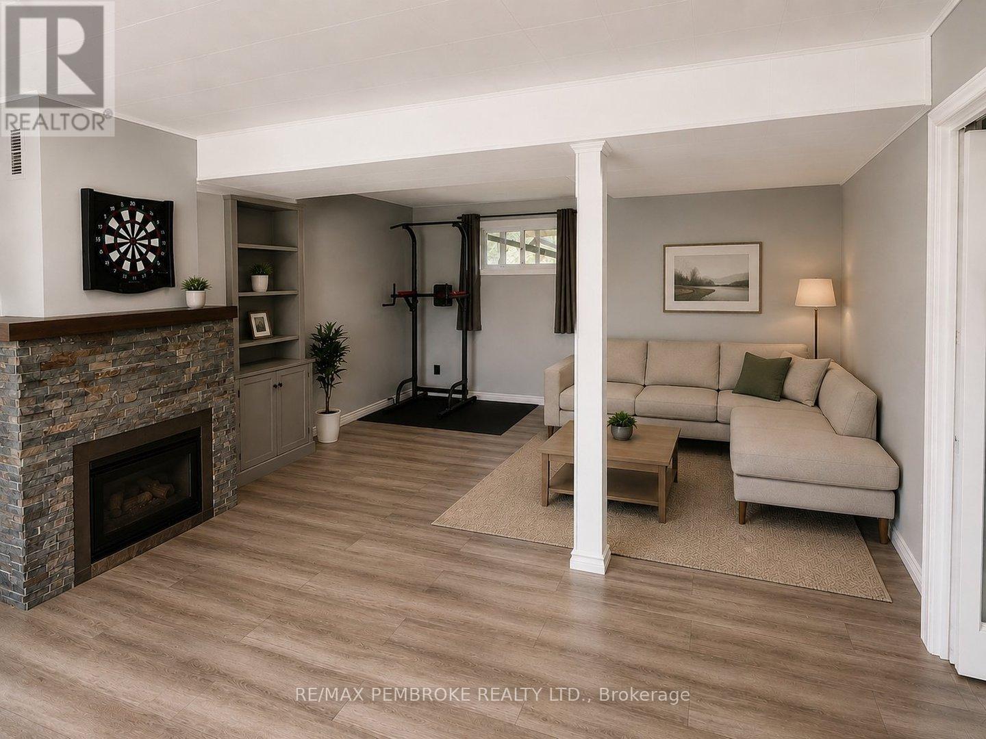 58 Selkirk Street, Petawawa, Ontario  K8H 1P4 - Photo 15 - X13457502