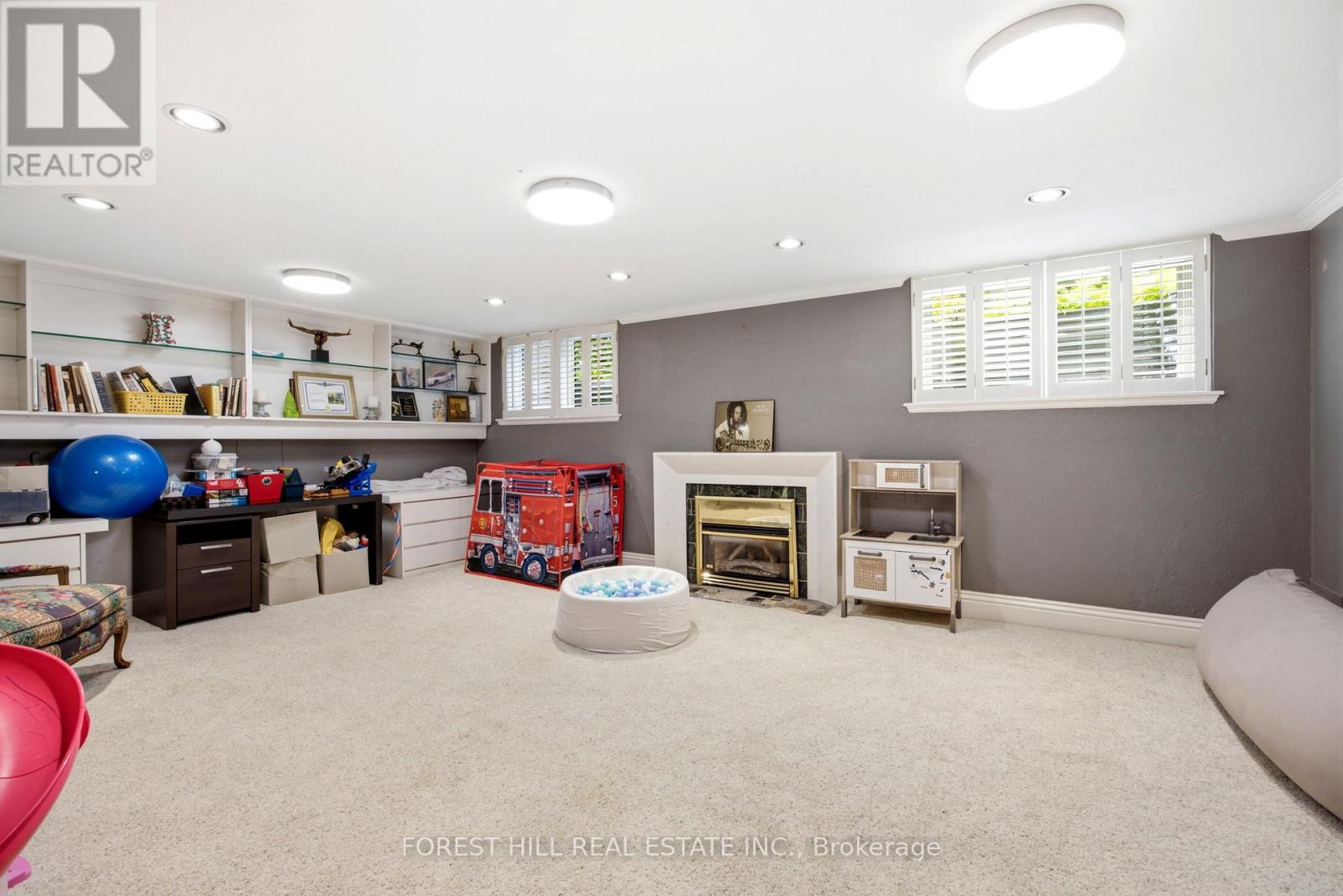 4 RIDGEWOOD ROAD Toronto (Forest Hill South), ON M5P 1T5