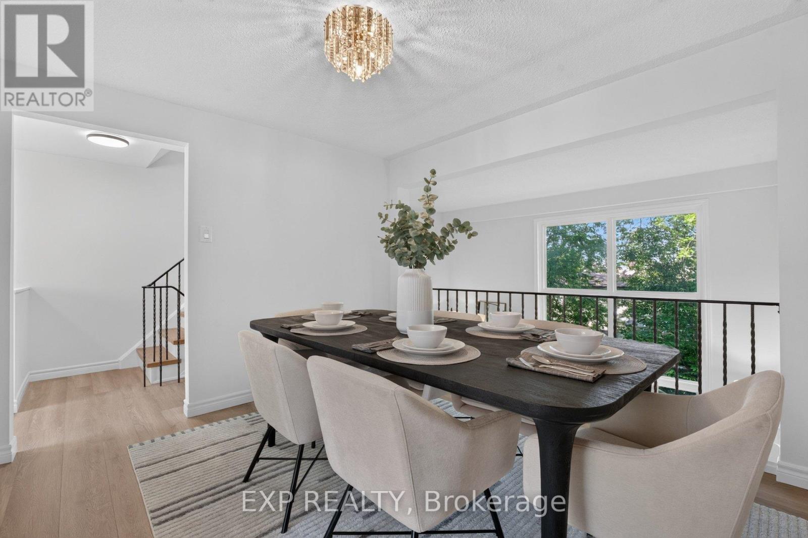 38 Rusty Crestway, Toronto, Ontario  M2J 2Y4 - Photo 12 - C13457458