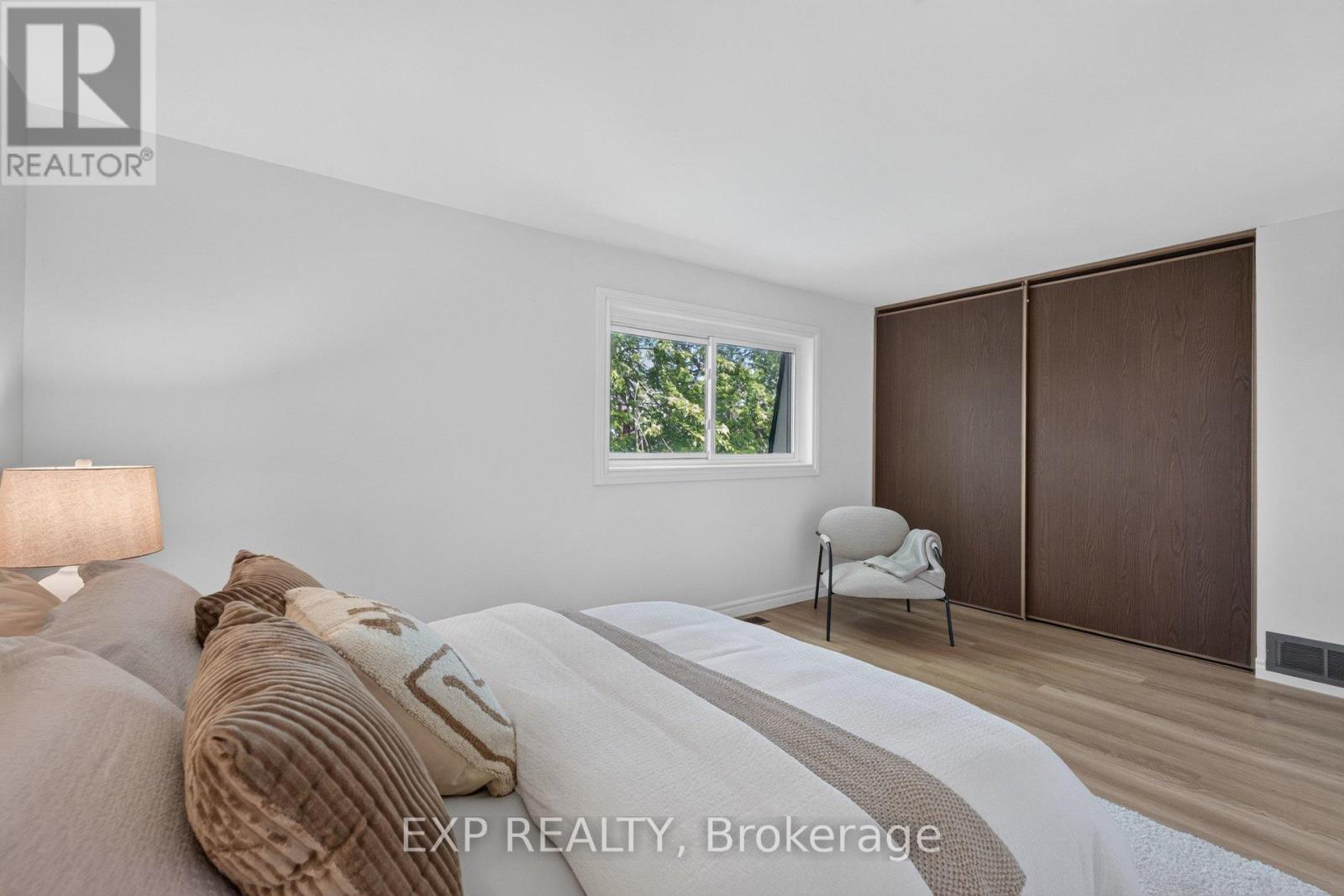 38 Rusty Crestway, Toronto, Ontario  M2J 2Y4 - Photo 37 - C13457458