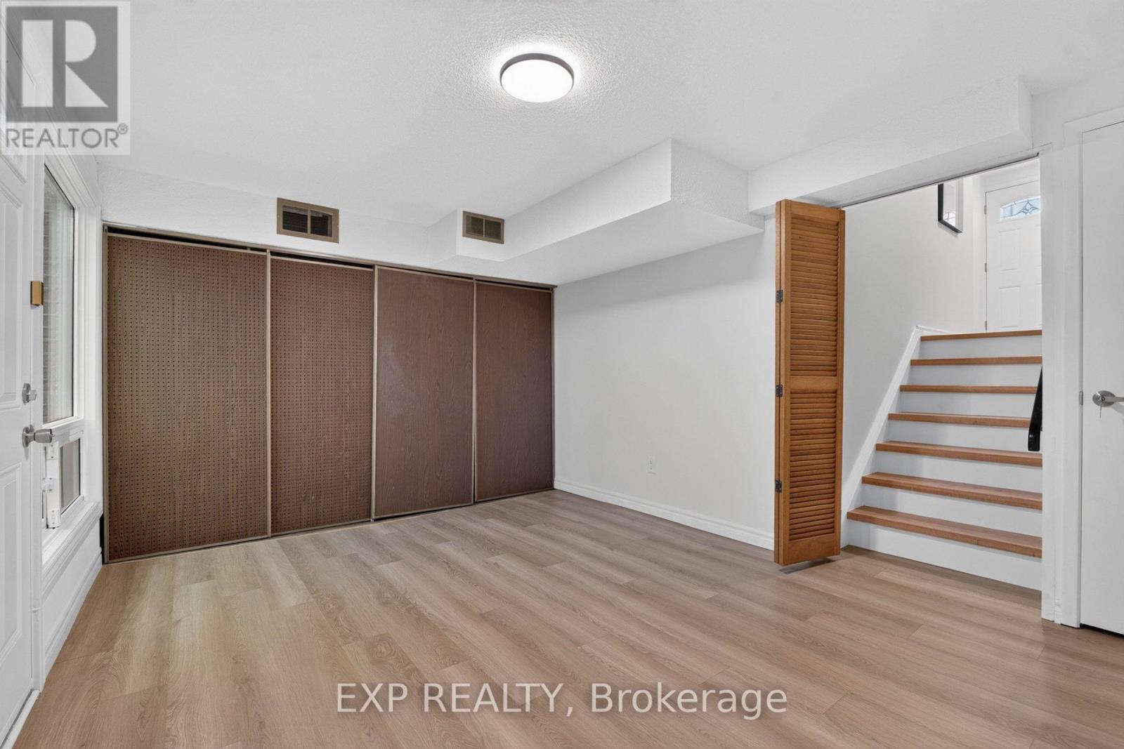 38 Rusty Crestway, Toronto, Ontario  M2J 2Y4 - Photo 38 - C13457458