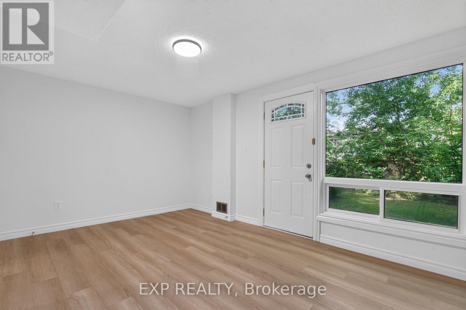 38 Rusty Crestway, Toronto, Ontario  M2J 2Y4 - Photo 39 - C13457458