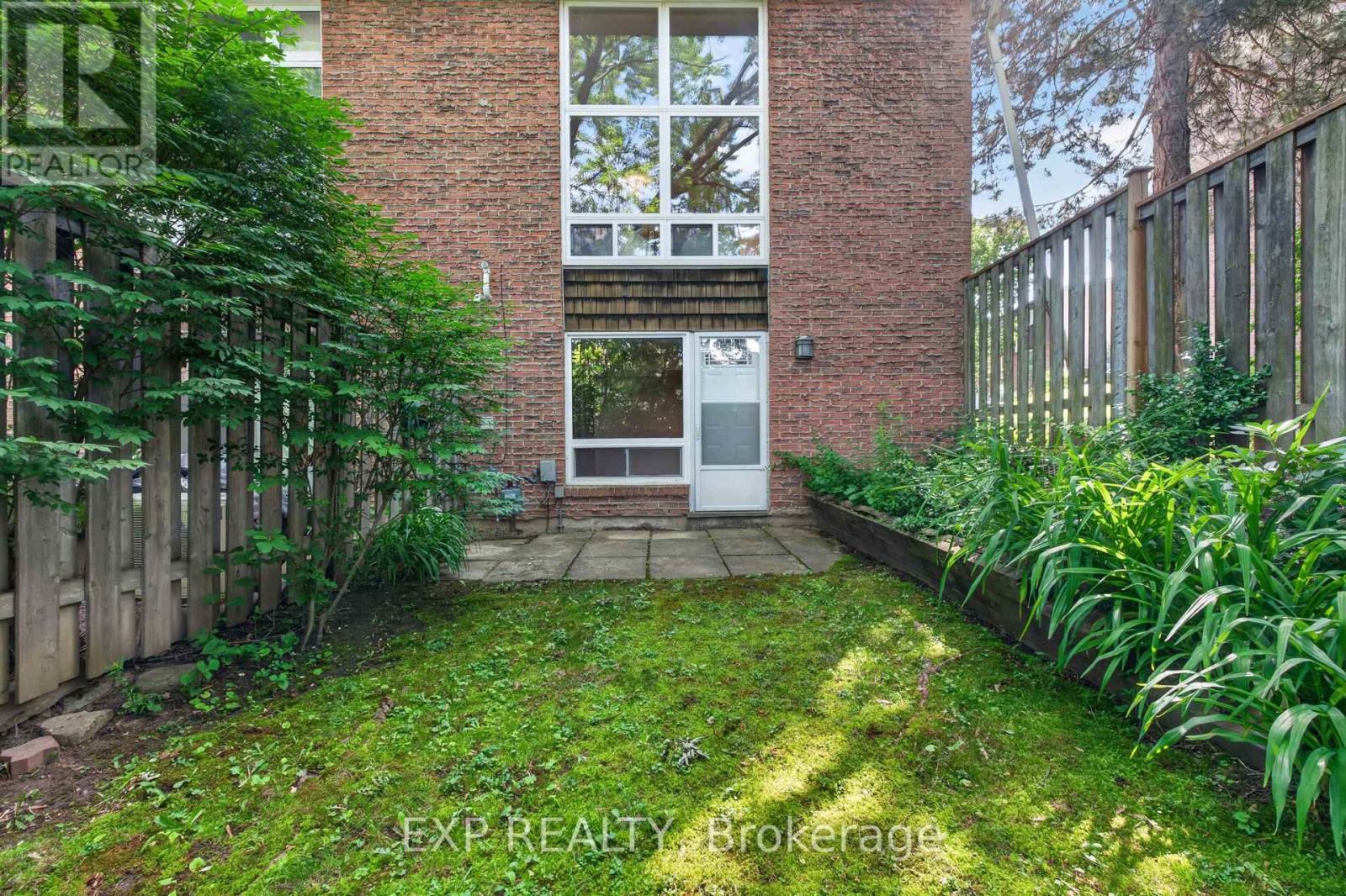 38 Rusty Crestway, Toronto, Ontario  M2J 2Y4 - Photo 45 - C13457458