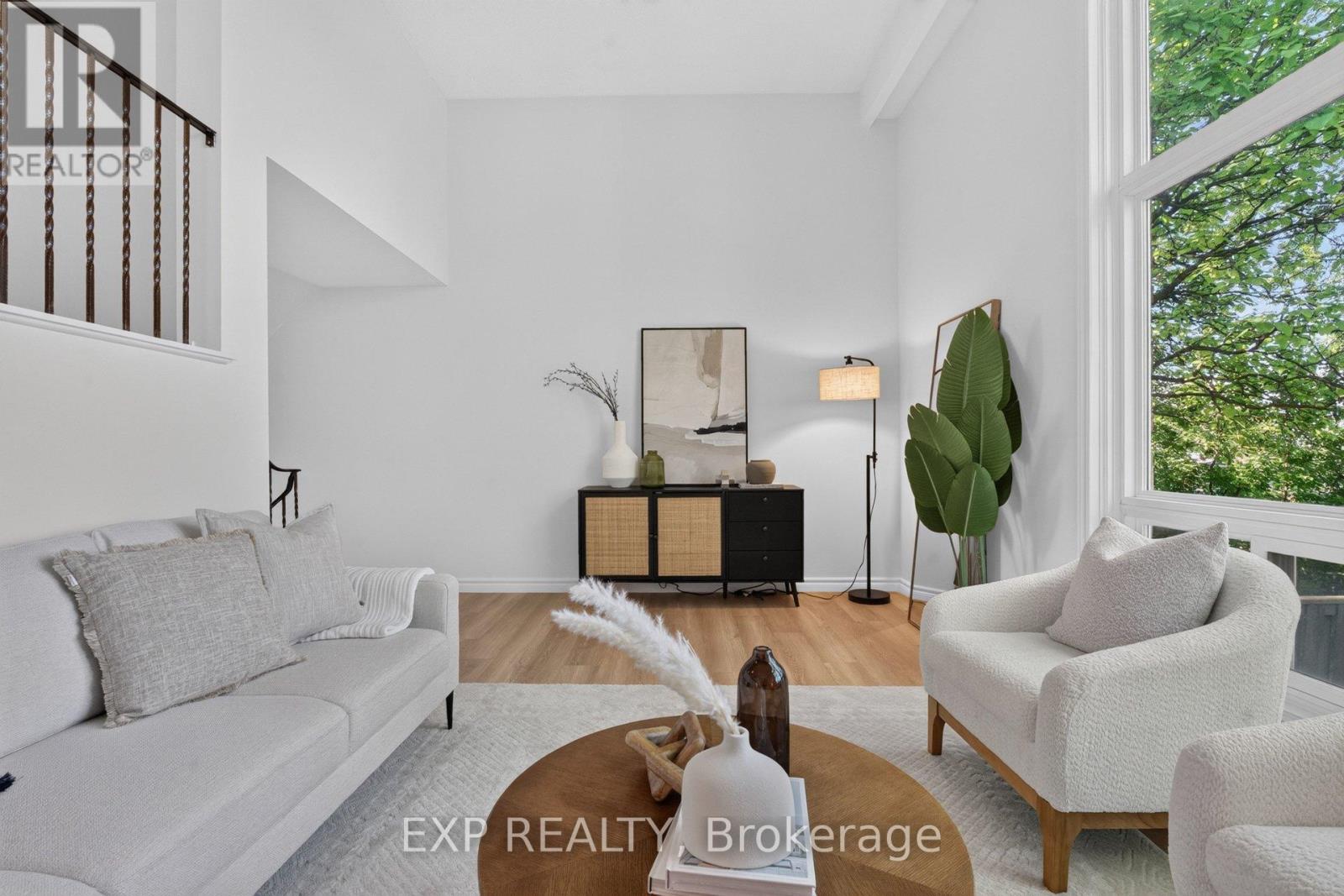 38 Rusty Crestway, Toronto, Ontario  M2J 2Y4 - Photo 8 - C13457458