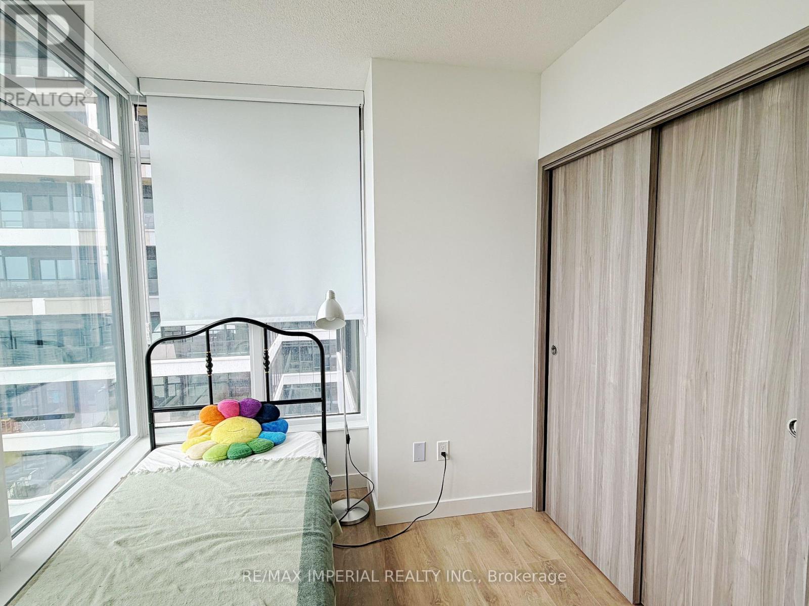 4210 - 1 Concord Cityplace Way, Toronto, Ontario M5V 0X3 - Photo 10 - C13457498