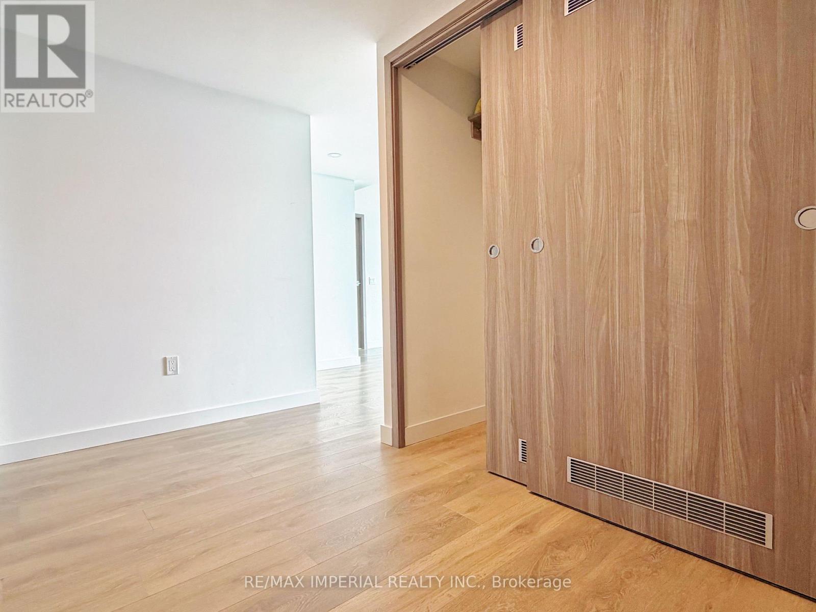 4210 - 1 Concord Cityplace Way, Toronto, Ontario M5V 0X3 - Photo 14 - C13457498