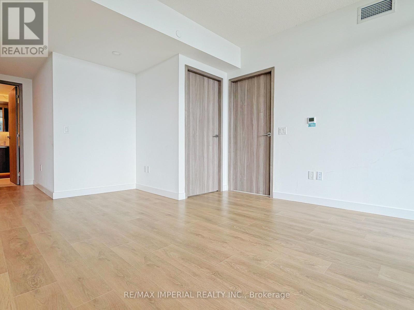 4210 - 1 Concord Cityplace Way, Toronto, Ontario M5V 0X3 - Photo 6 - C13457498