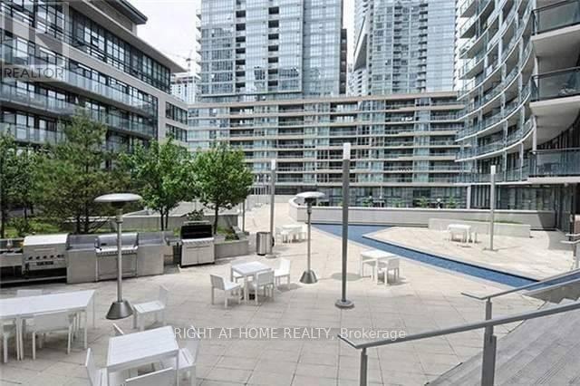 306 - 25 Capreol Court, Toronto, Ontario  M5V 3Z7 - Photo 6 - C13457510