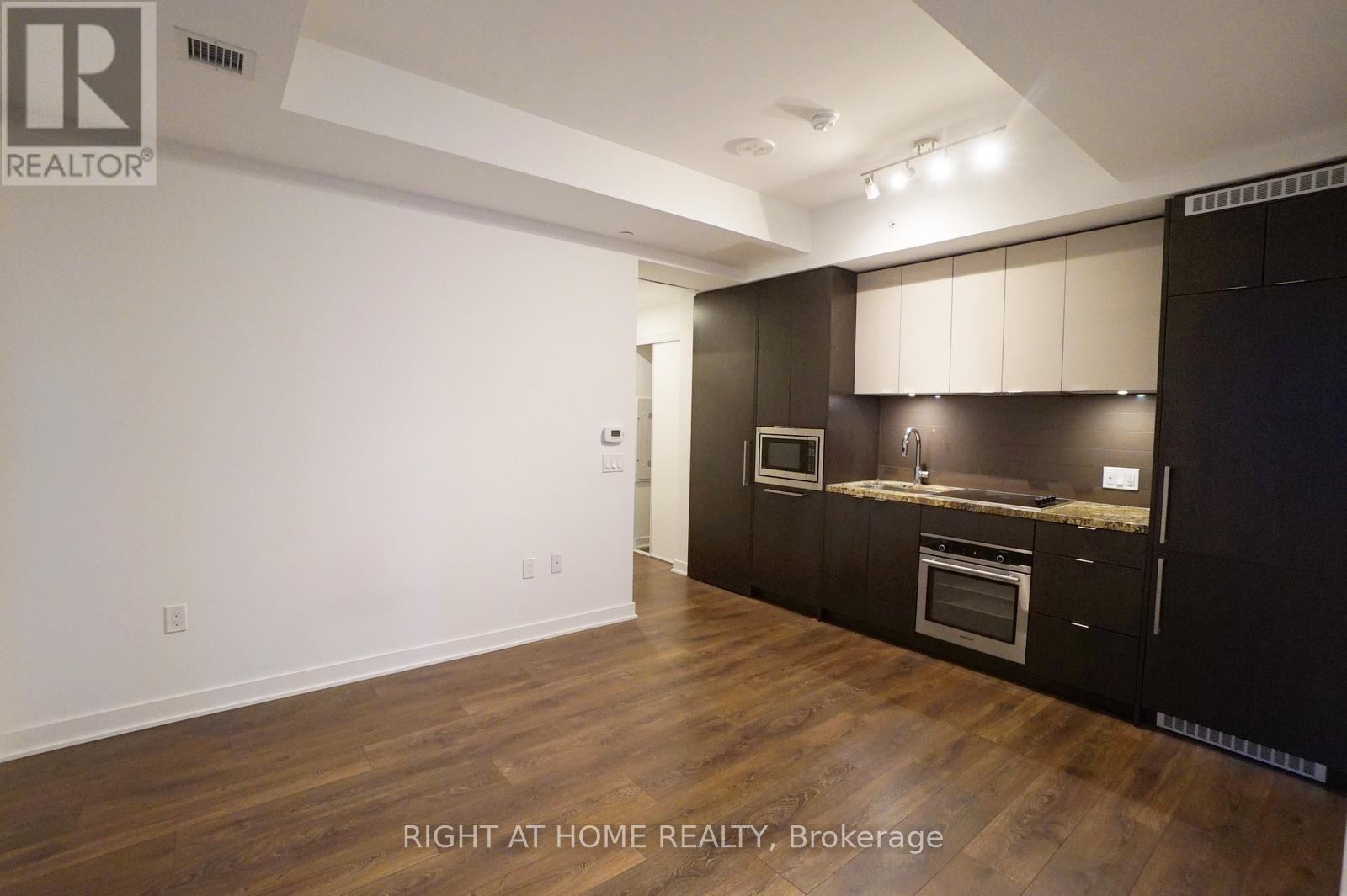 2912 - 115 BLUE JAYS WAY, Toronto, Ontario