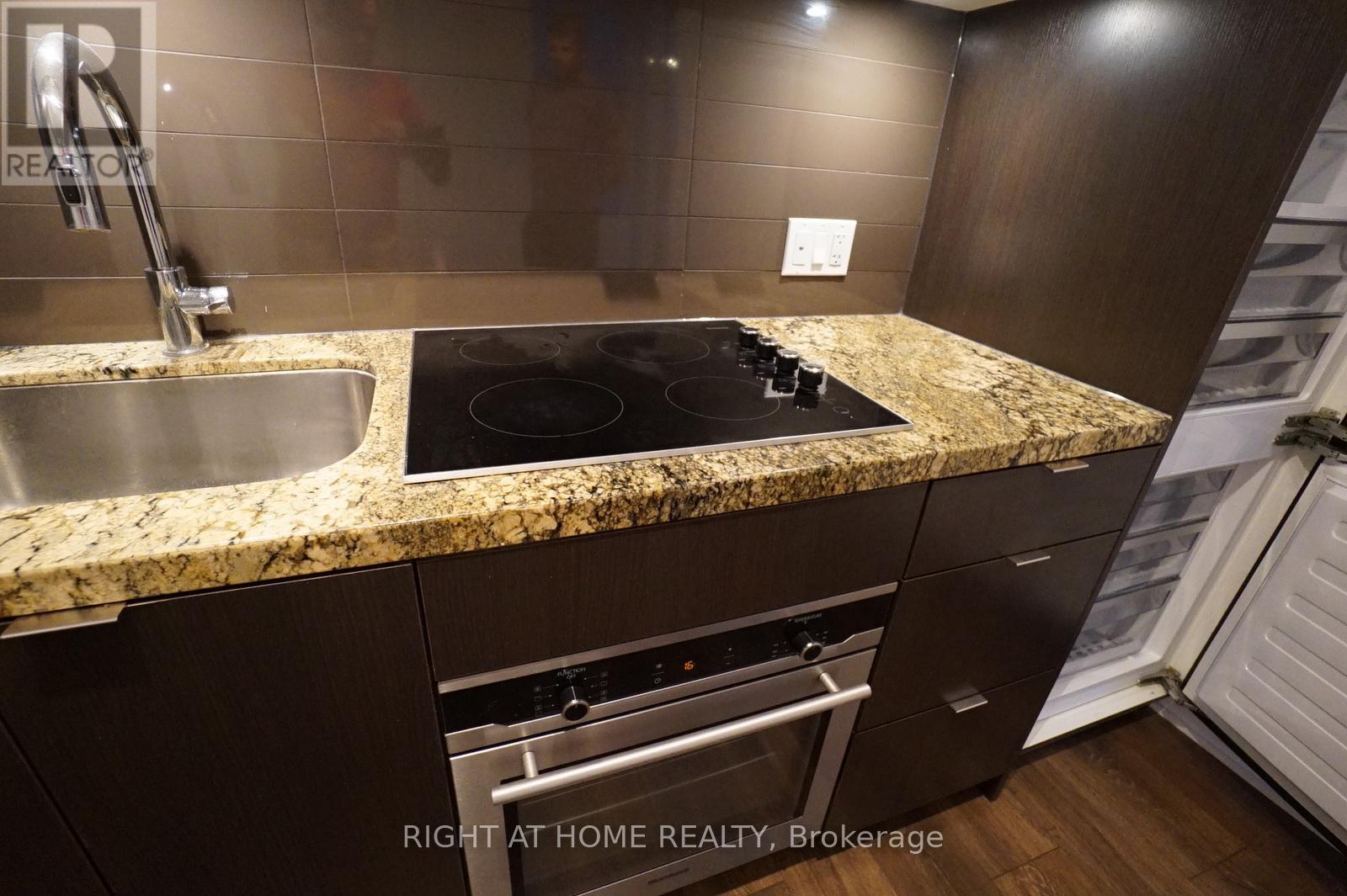 2912 - 115 Blue Jays Way, Toronto, Ontario  M5V 0N4 - Photo 10 - C13457520