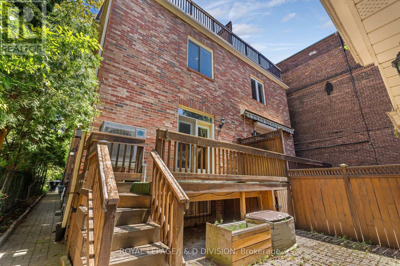 8 Huntley Street, Toronto, Ontario  M4Y 2K6 - Photo 17 - C13457544