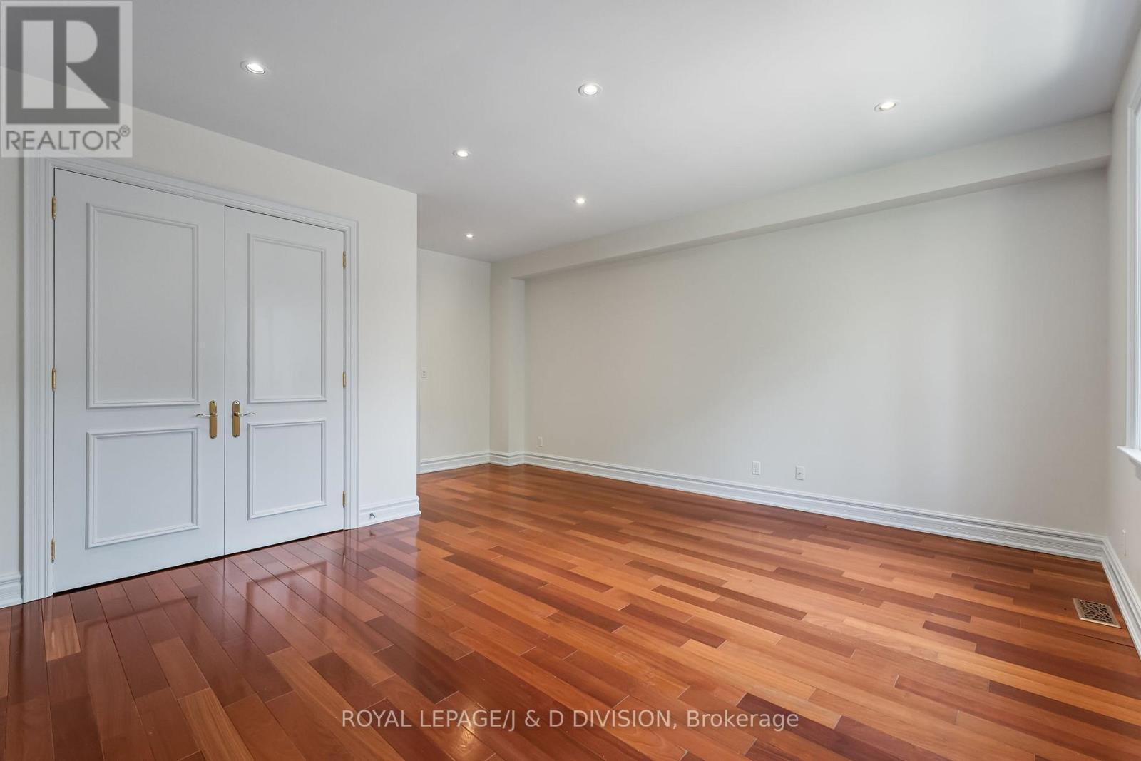 8 Huntley Street, Toronto, Ontario  M4Y 2K6 - Photo 20 - C13457544